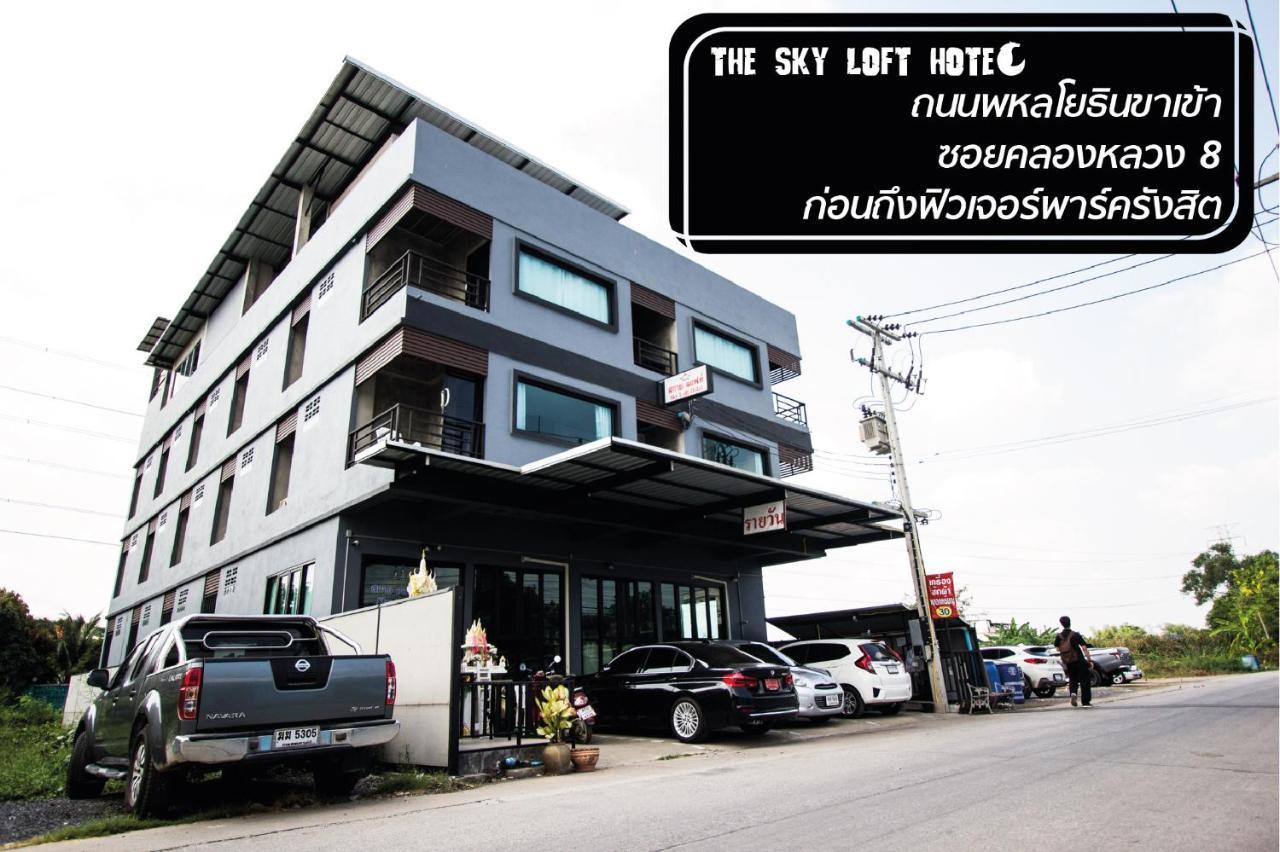The Sky Loft Hotel Pathum Thani Exterior foto